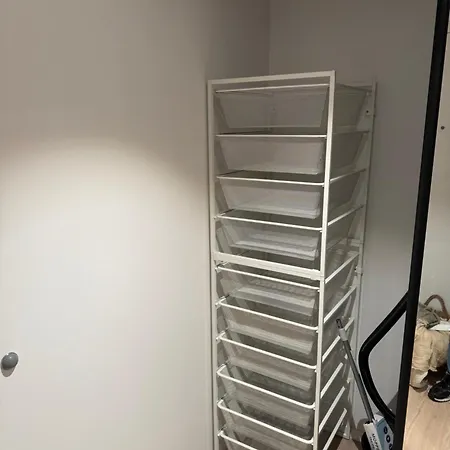 Helt Ny Leilighet, Ytre Sandviken I דירה